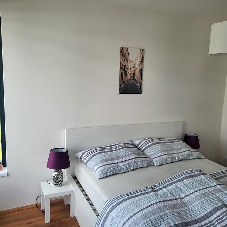 New Apartment In Karlin, Praha 8, Close To Center Ngoại thất bức ảnh